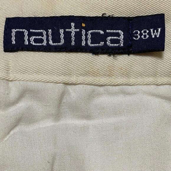 Nautica Pleated Men's size 38 Light Wash Beige Cream Shorts - Picture 2 of 3